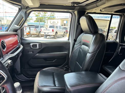 Used 2018 Jeep Wrangler Unlimited Rubicon AWD/4WD image 15