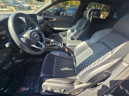 Used 2022 Audi S4 Premium Plus w/ Premium Plus Package AWD/4WD image 22