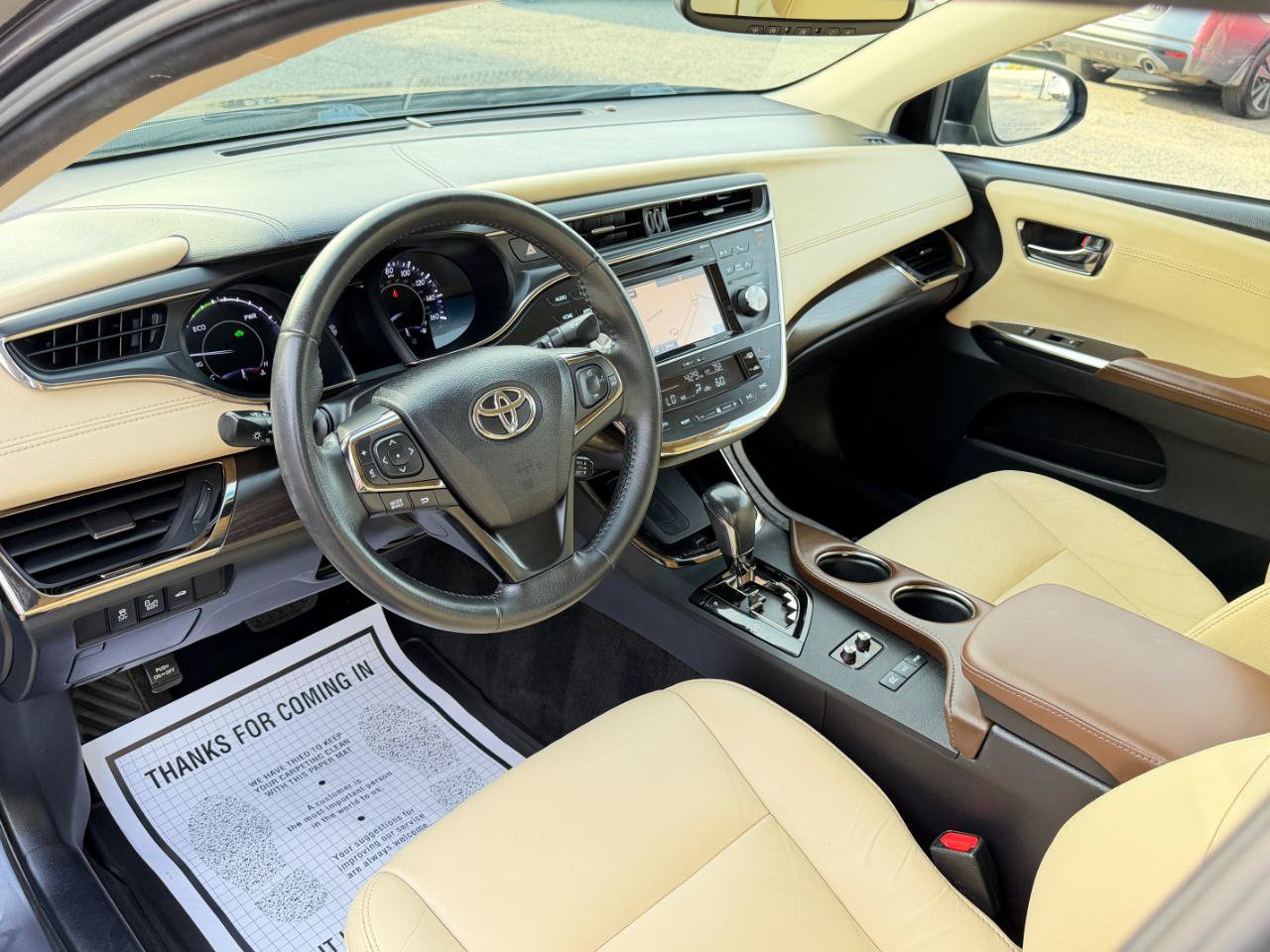 Used 2016 Toyota Avalon XLE Premium FWD image 10