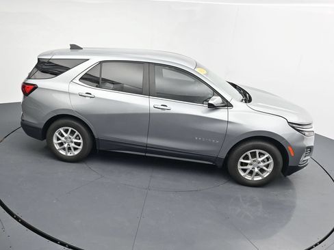 Used 2023 Chevrolet Equinox LT w/ Driver Convenience Package FWD image 32