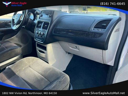 Used 2013 Dodge Grand Caravan SE FWD image 7