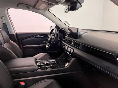 Used 2023 Honda Pilot EX-L image 11