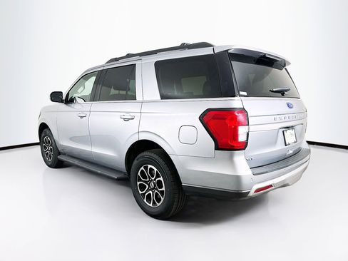 Used 2024 Ford Expedition XLT image 5