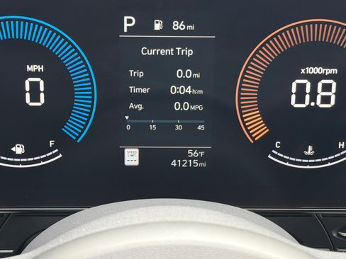 Used 2025 Hyundai Kona SEL AWD/4WD image 25