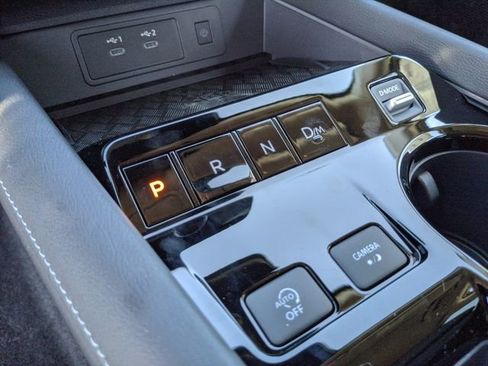 Used 2025 Nissan Murano SV image 33