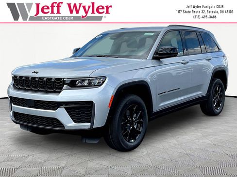 New 2026 Jeep Grand Cherokee Altitude AWD/4WD image 1