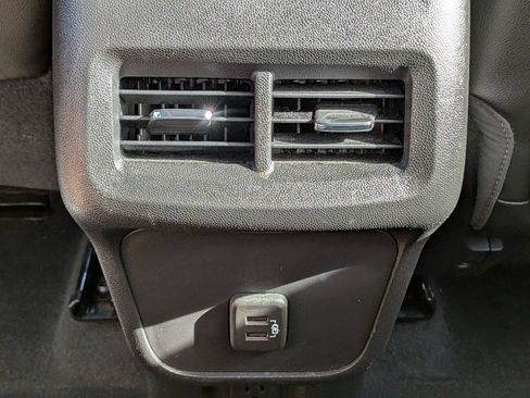 Used 2022 GMC Terrain SLT AWD/4WD image 34