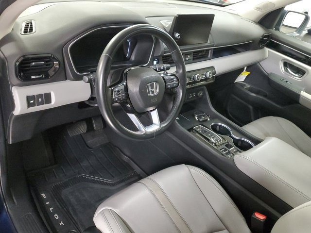 Used 2024 Honda Pilot Touring image 19