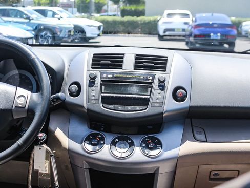 Used 2008 Toyota RAV4 Limited FWD image 17