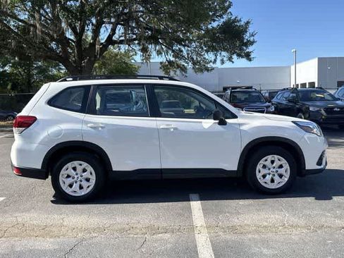 Used 2023 Subaru Forester AWD/4WD image 7