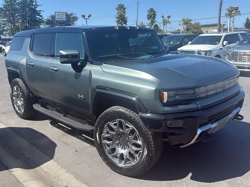 Used 2024 GMC Hummer EV 3X AWD/4WD image 13