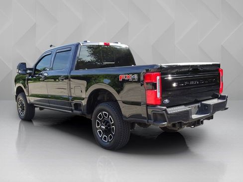 Used 2025 Ford F350 Platinum AWD/4WD image 3