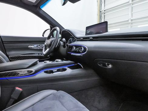Certified 2022 Genesis GV70 3.5T Sport w/ Sport Prestige Package AWD/4WD image 13