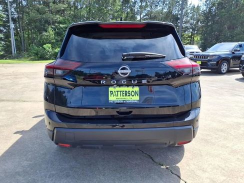 Used 2025 Nissan Rogue SV FWD image 3