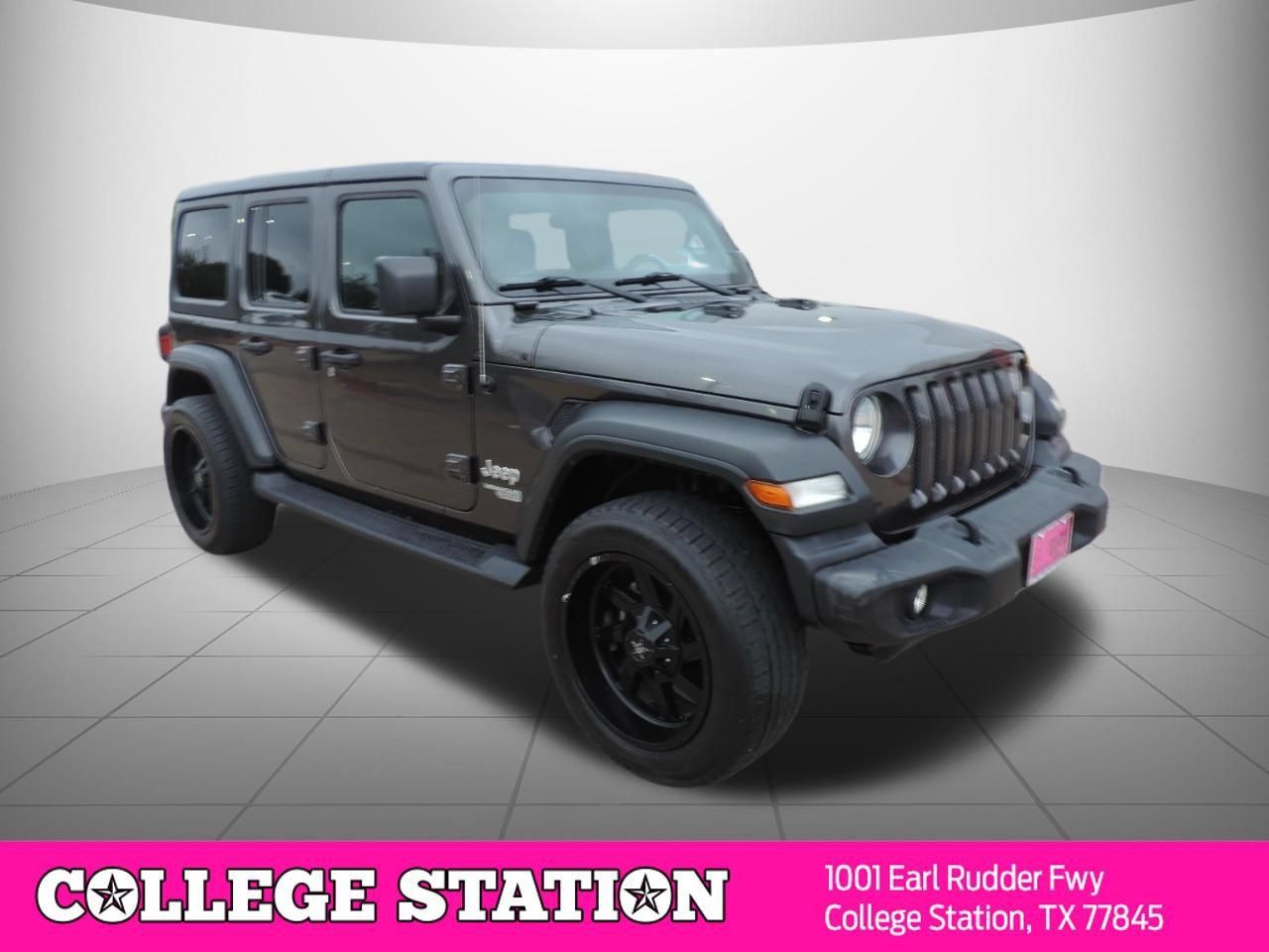 Used 2018 Jeep Wrangler Unlimited Sport S AWD/4WD image 3