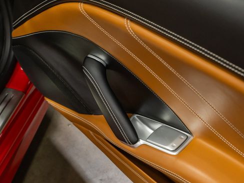 Used 2015 Ferrari California T RWD image 62