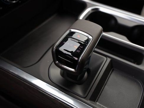 New 2026 GMC Sierra 1500 SLT image 21