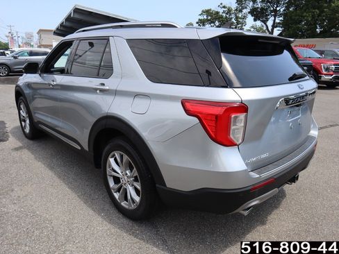 Used 2022 Ford Explorer Limited w/ Equipment Group 301A AWD/4WD image 7