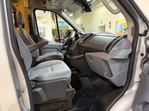 Used 2015 Ford Transit 250 148 Medium Roof image 37