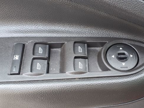 Used 2014 Ford Escape SE image 17