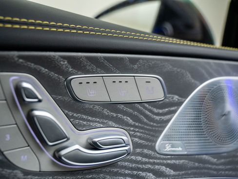 Used 2022 Mercedes-Benz AMG GT 53 image 32