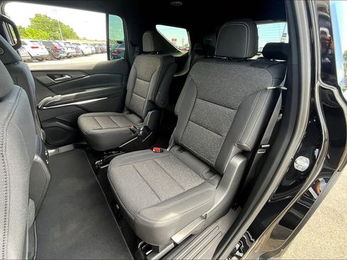 New 2026 Chevrolet Traverse LT FWD image 10