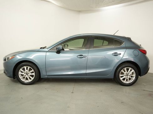 Used 2015 MAZDA MAZDA3 i Touring image 4