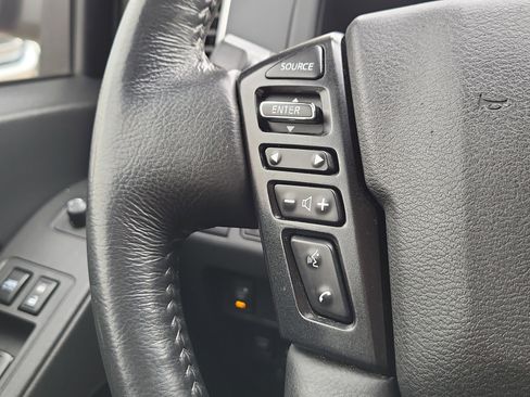 Used 2022 Nissan Frontier SV image 19