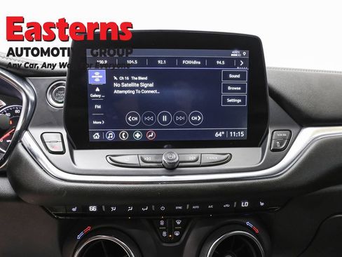 Used 2025 Chevrolet Blazer LT FWD image 12