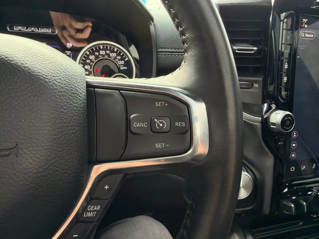 Used 2024 RAM 1500 Laramie AWD/4WD image 28