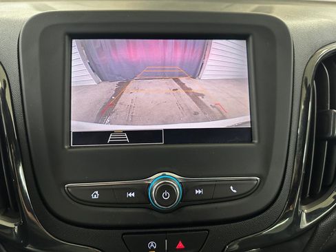 Certified 2022 Chevrolet Equinox RS w/ LPO, Floor Liner Package image 14