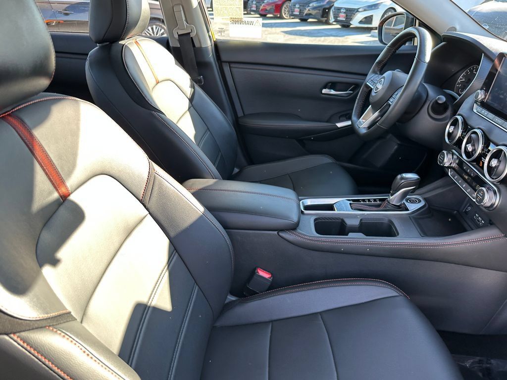 Used 2024 Nissan Sentra SR w/ SR Premium Package FWD image 13