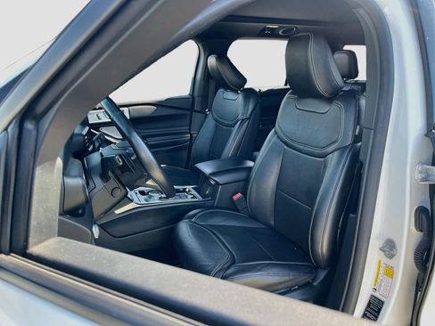Used 2020 Ford Explorer ST w/ ST Street Pack AWD/4WD image 21