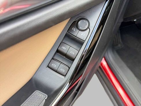 New 2026 Chevrolet Equinox ACTIV AWD/4WD image 16