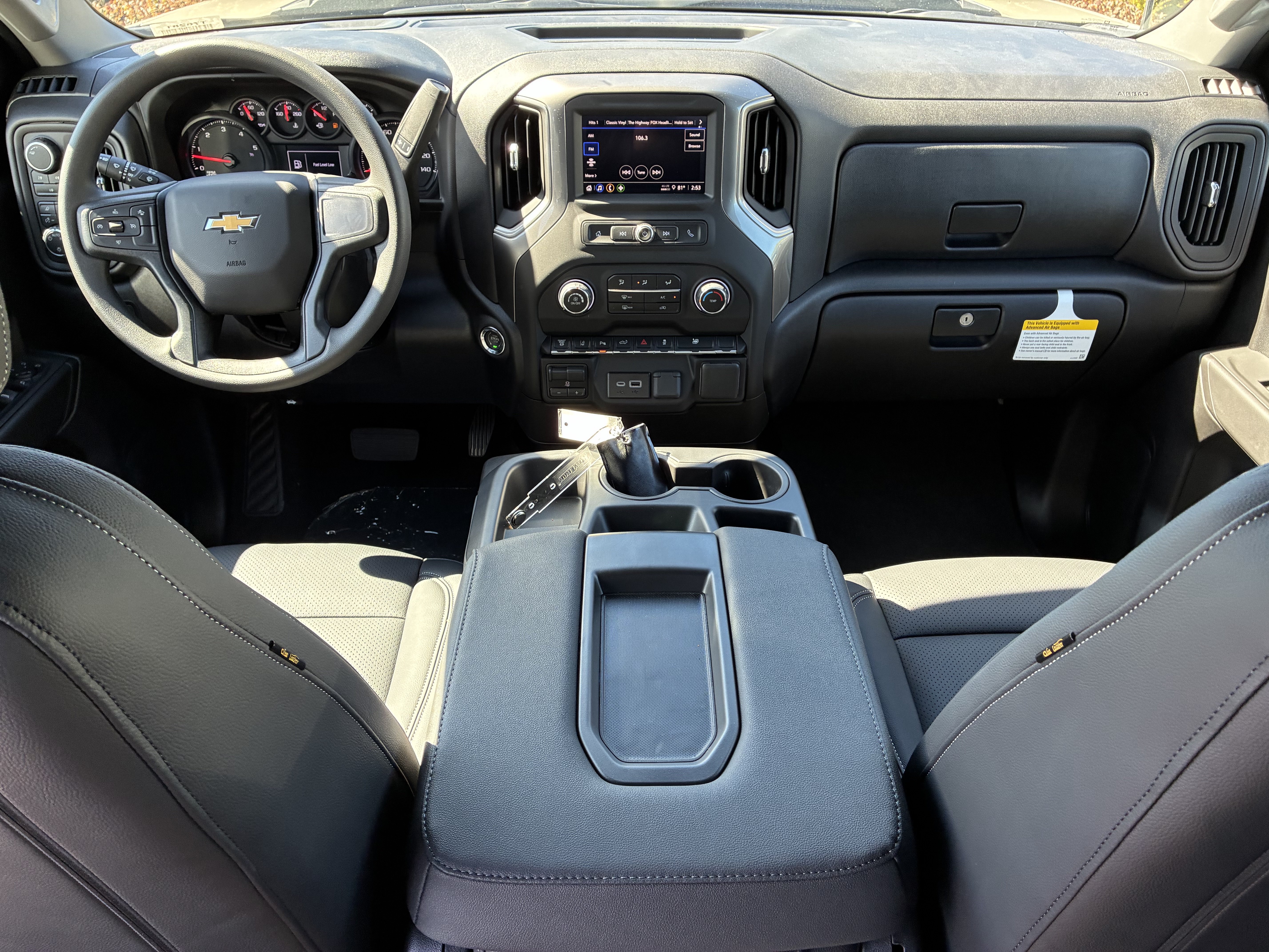 New 2026 Chevrolet Silverado 2500 Custom w/ Custom Value Package AWD/4WD image 20