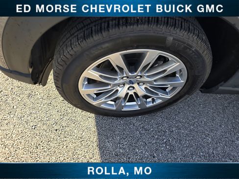 Used 2025 Ford Explorer Active w/ Active Comfort Package image 9