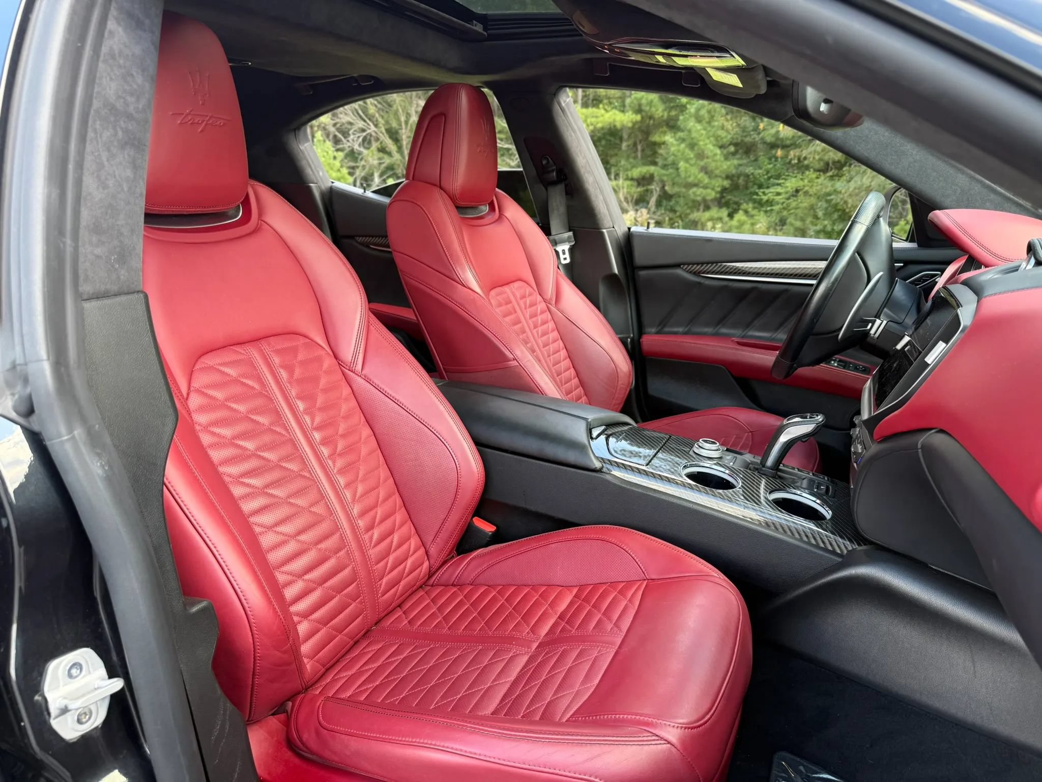 Used 2022 Maserati Ghibli Trofeo RWD image 30