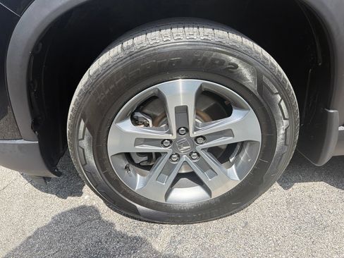 Used 2024 Honda Pilot EX-L image 6