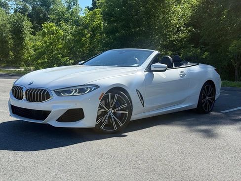 Used 2022 BMW 840i xDrive Convertible w/ Comfort Seating Package AWD/4WD image 1