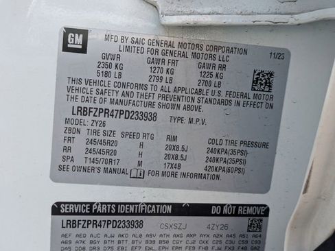 Used 2023 Buick Envision Essence w/ Sport Touring Package AWD/4WD image 39