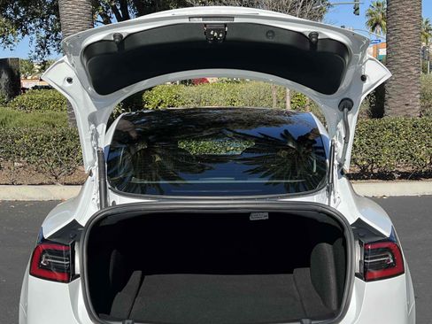 Used 2021 Tesla Model 3 Standard Range Plus image 64