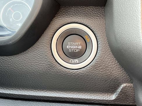 Used 2019 RAM 1500 Big Horn AWD/4WD image 33