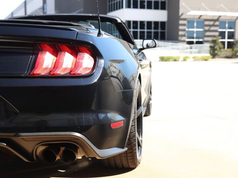 Used 2019 Ford Mustang GT Premium w/ Equipment Group 401A image 40