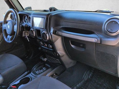 Used 2017 Jeep Wrangler Unlimited Sport w/ Connectivity Group image 17