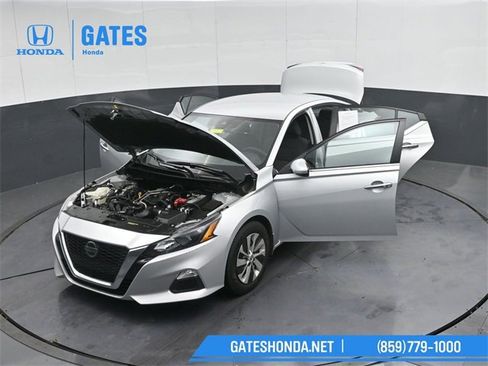 Used 2022 Nissan Altima 2.5 S image 47