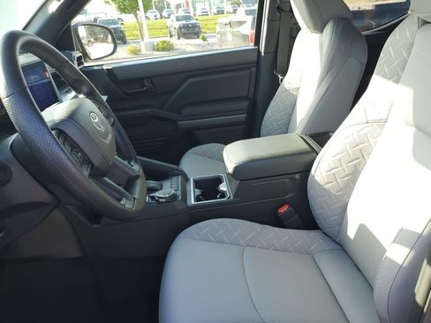 New 2026 Toyota Tacoma SR5 AWD/4WD image 16