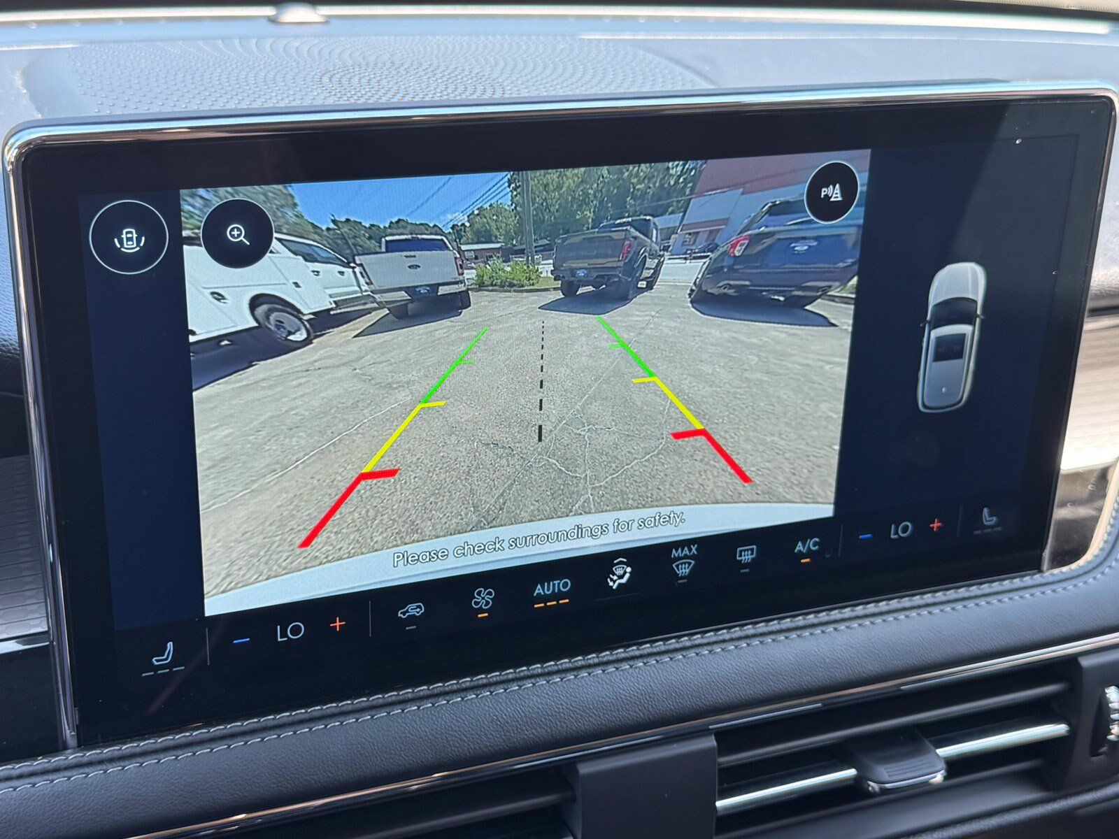 Used 2025 Lincoln Corsair FWD image 27