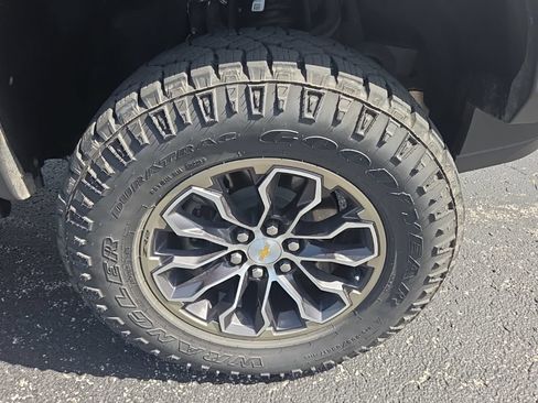Used 2022 Chevrolet Colorado ZR2 AWD/4WD image 20