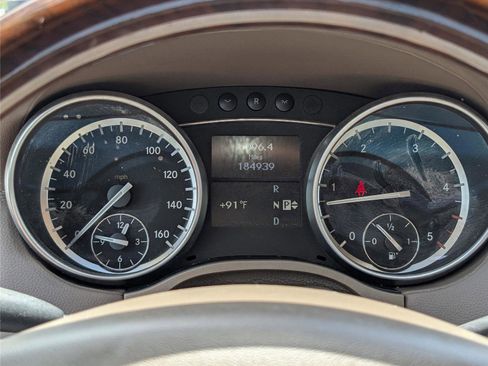 Used 2012 Mercedes-Benz GL 320 BlueTEC 4MATIC image 18