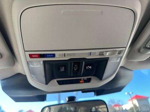 Used 2024 Subaru Forester Limited image 34